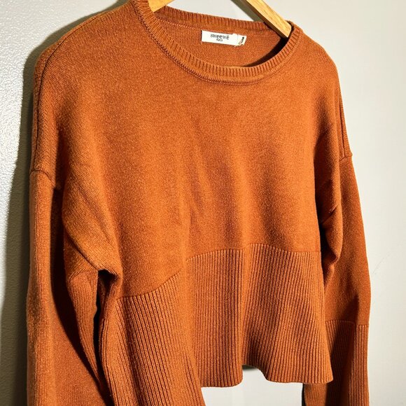 Sweewë Paris Cropped Orange Sweater - Small - Picture 4 of 7